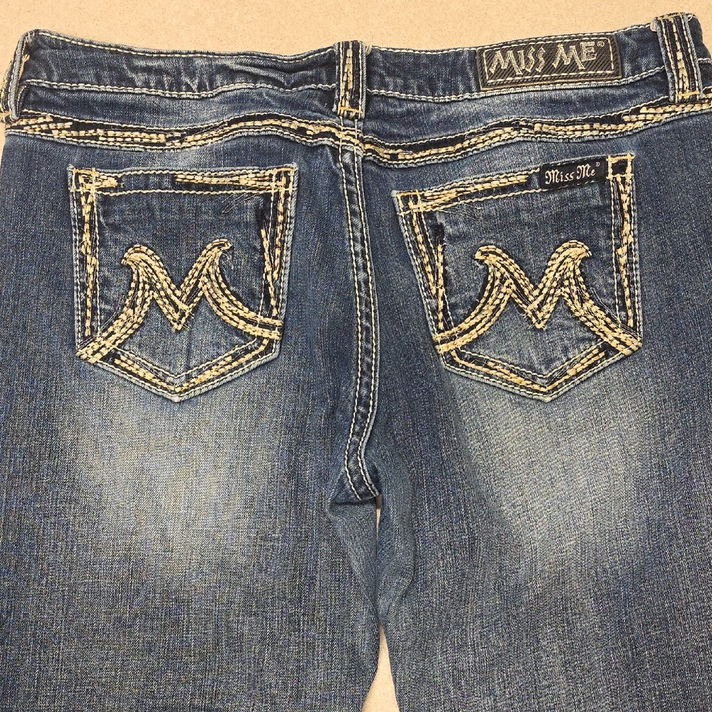 Cheating Ex GF Sale Miss Me M Series 32 Capris